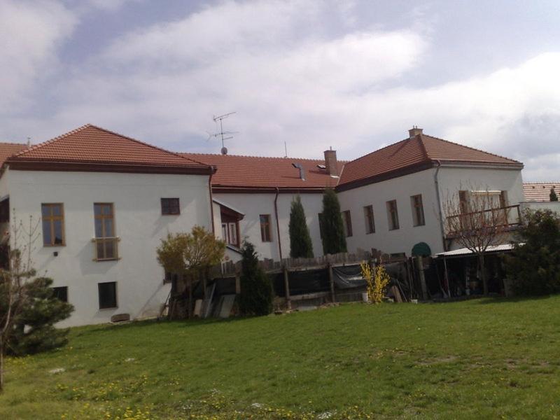 Apartman 3, Suvorovova 158 Cesky Brod Buitenkant foto